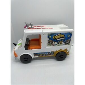 Grossery Gang The Uggly's Pet Shop Truck Battery Operated